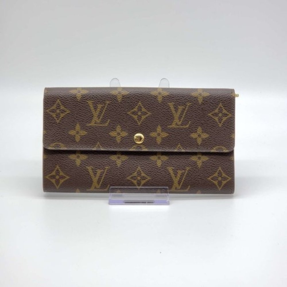 Louis Vuitton Pochette Monnaie Monogram Wallet - Picture 1 of 16